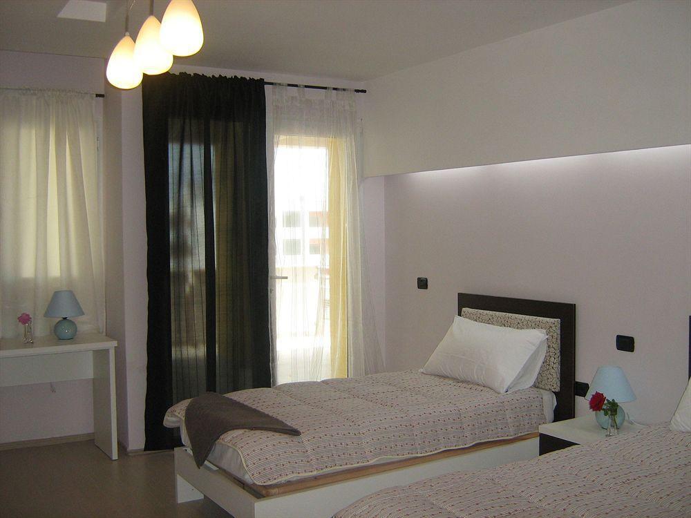 Hotel Albion Durres Ngoại thất bức ảnh