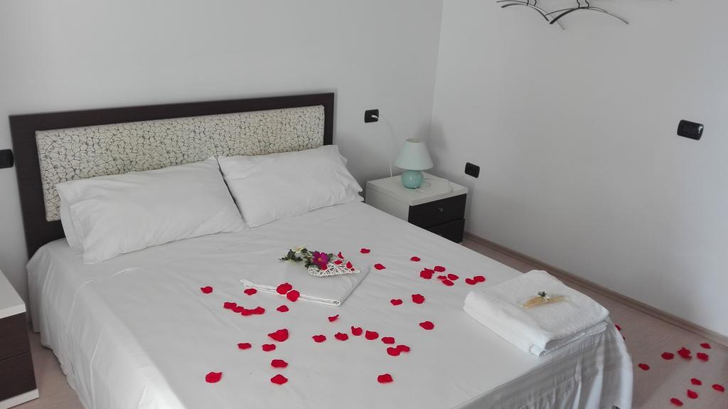 Hotel Albion Durres Ngoại thất bức ảnh